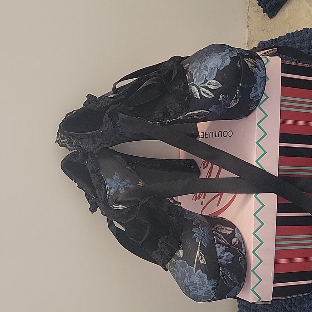 Dolls Kill Widow Fanged Fairy Platform Heels Blue Size 9